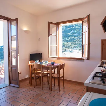 Borgo Mare * Patresi