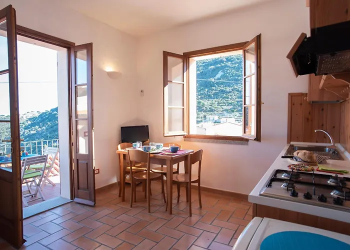 Borgo Mare * Patresi