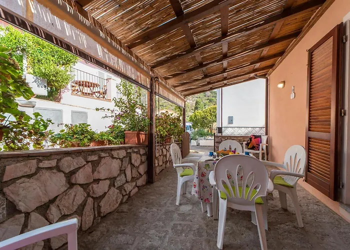 Borgo Mare * Patresi